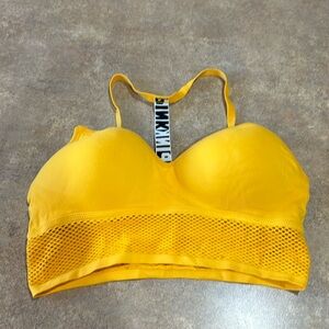 Women’s Victoria’s Secret pink sports bra lined no underwire size medium